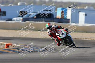 media/Dec-18-2022-SoCal Trackdays (Sun) [[8099a50955]]/Turn 2 (950am)/